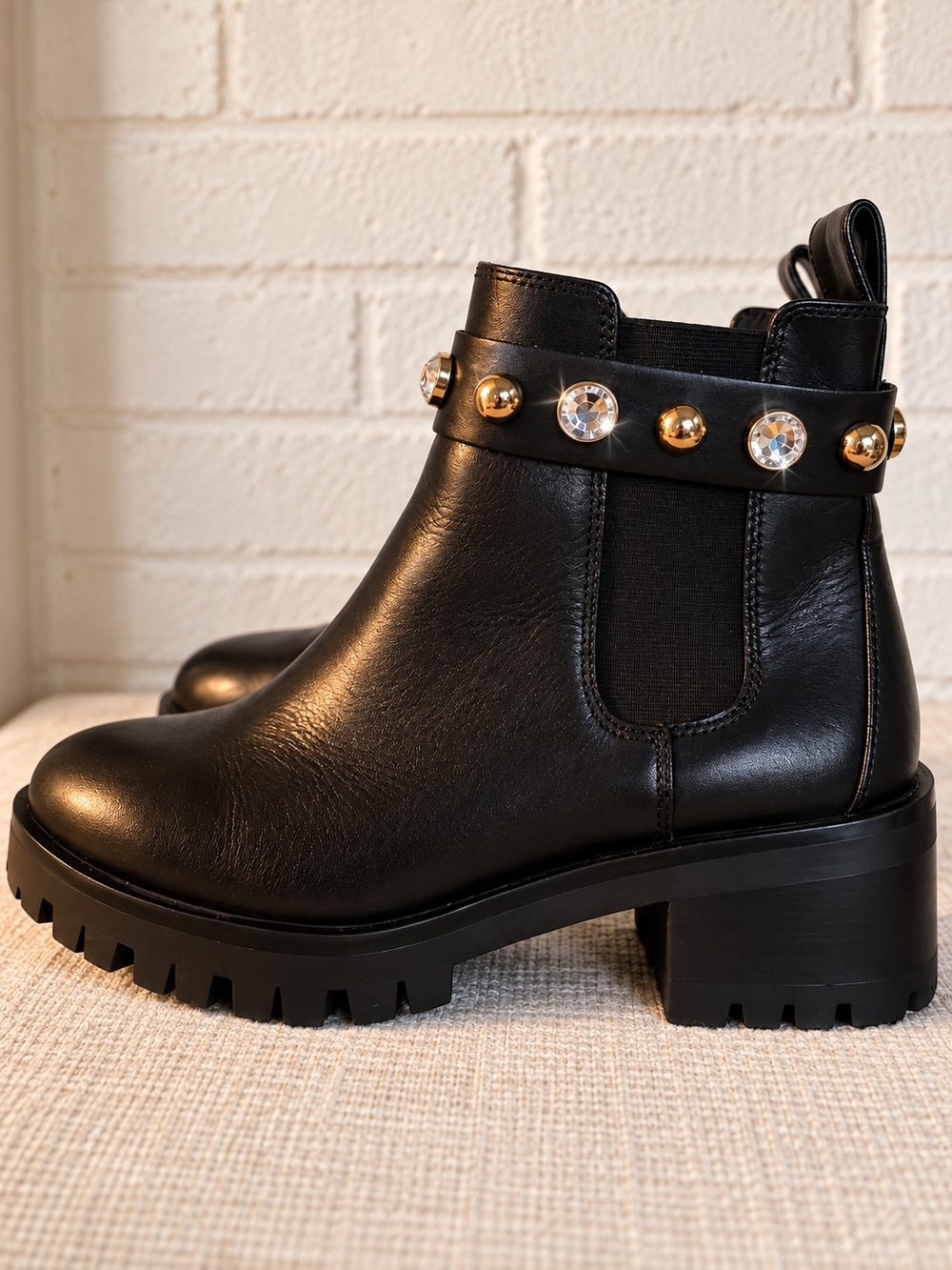 Karl Lagerfeld Porshay Embellished Black Ankle Boots Like New Size 6